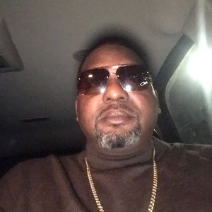 Meet your Posher, Julius